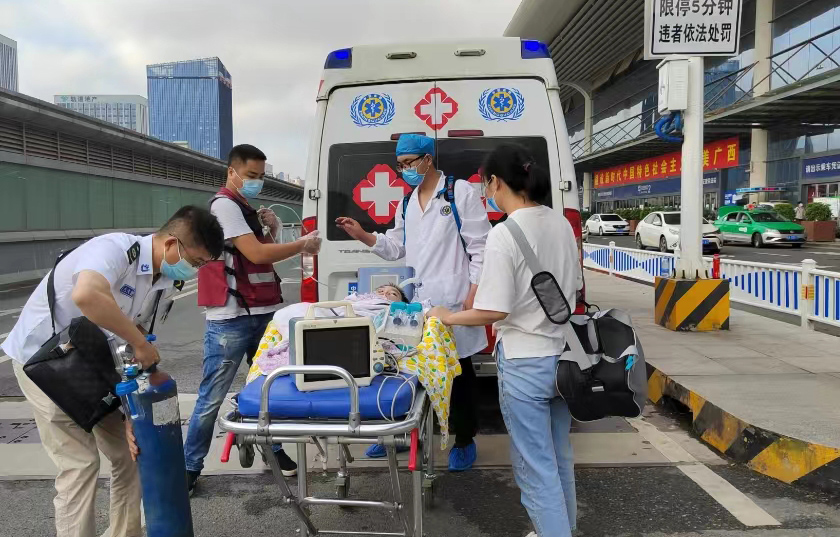 华亭市救护车出租公司